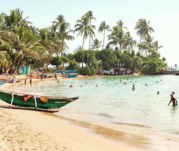 Stranden nedenfor hotellet