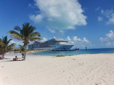 Strand Bahamas