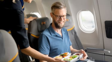 Bestill mat til flyreisen