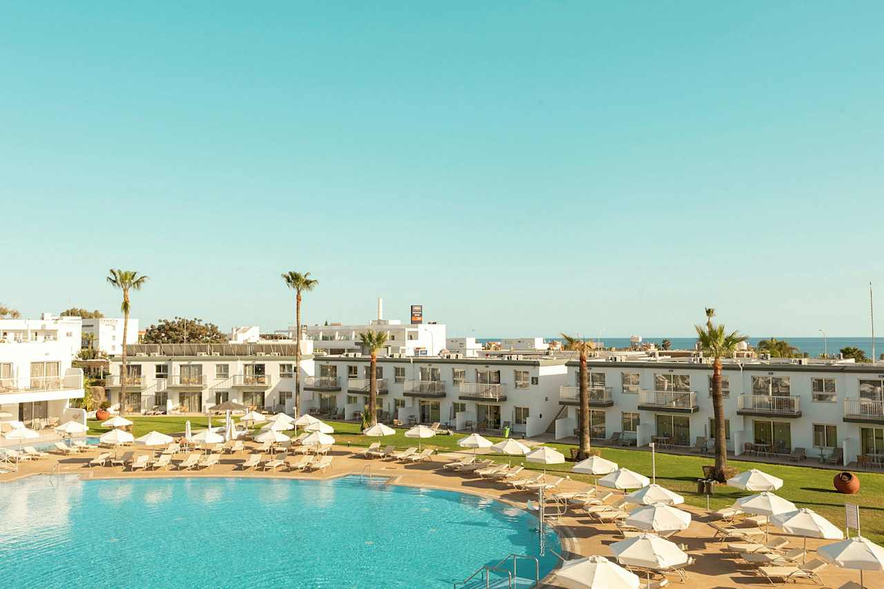 Hotellbilder av Sunprime Ayia Napa Suites - nummer 1 av 58
