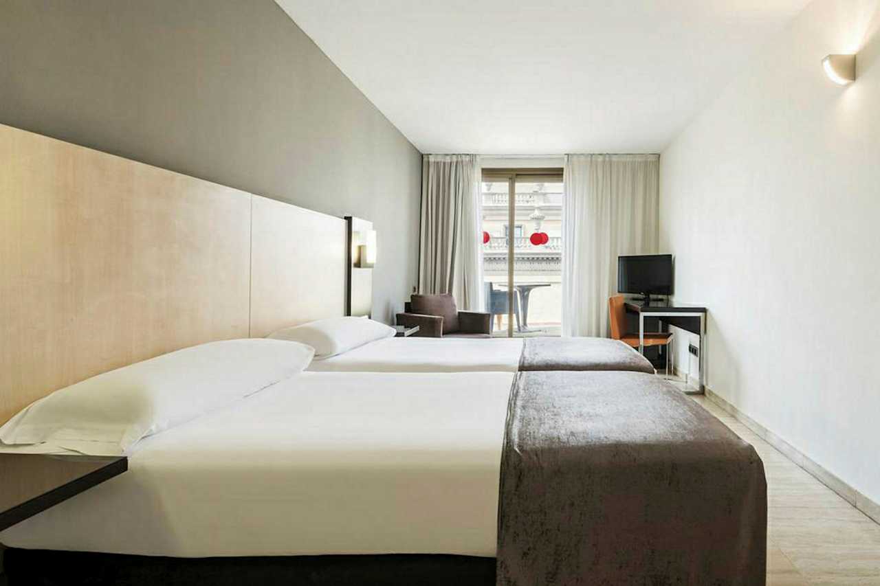 Hotellbilder av Ilunion Almirante - nummer 1 av 10