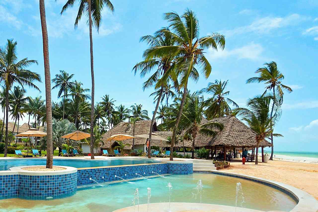 Hotellbilder av Bluebay Beach Resort & Spa - nummer 1 av 48