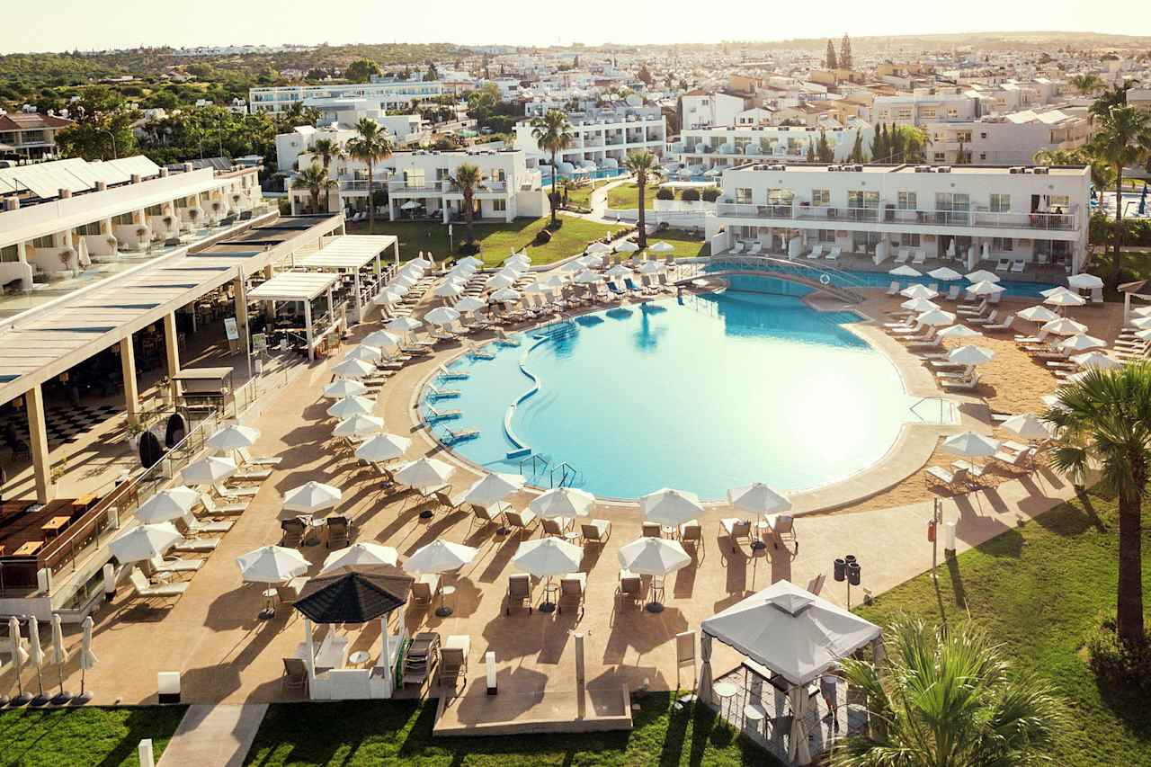 Hotellbilder av Sunprime Ayia Napa Suites - nummer 1 av 64