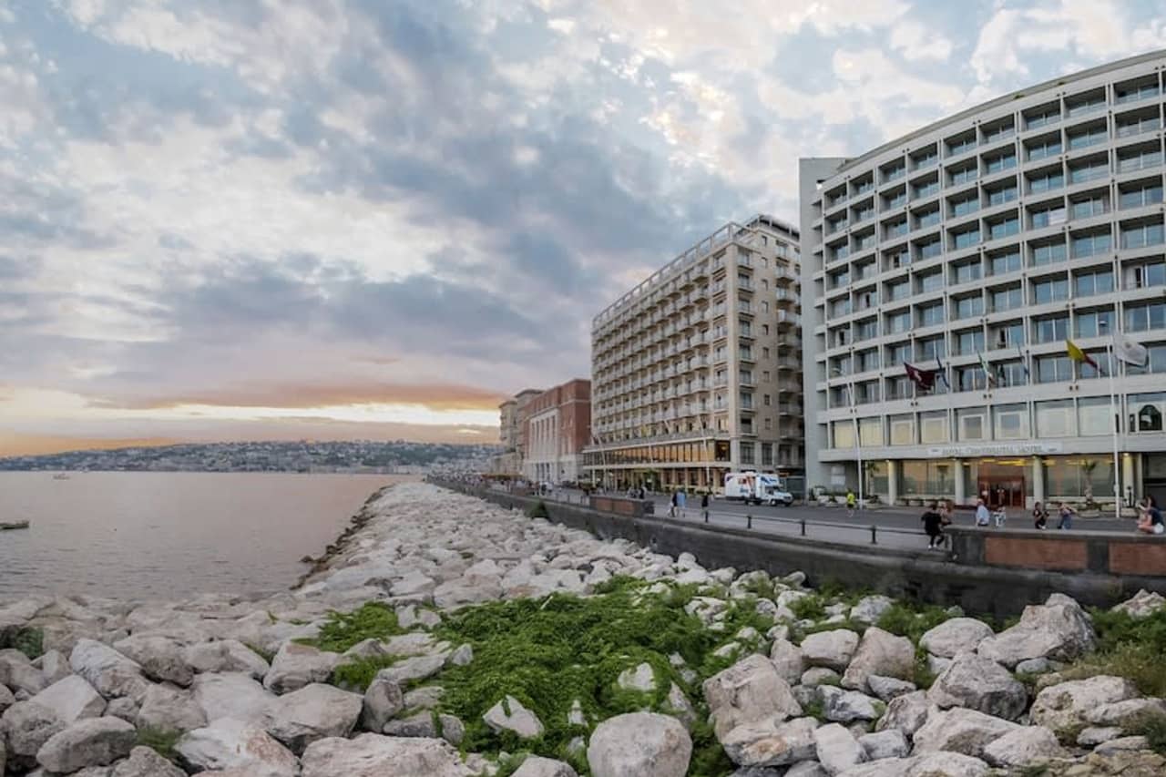 Hotellbilder av Royal Continental Hotel Naples - nummer 1 av 129
