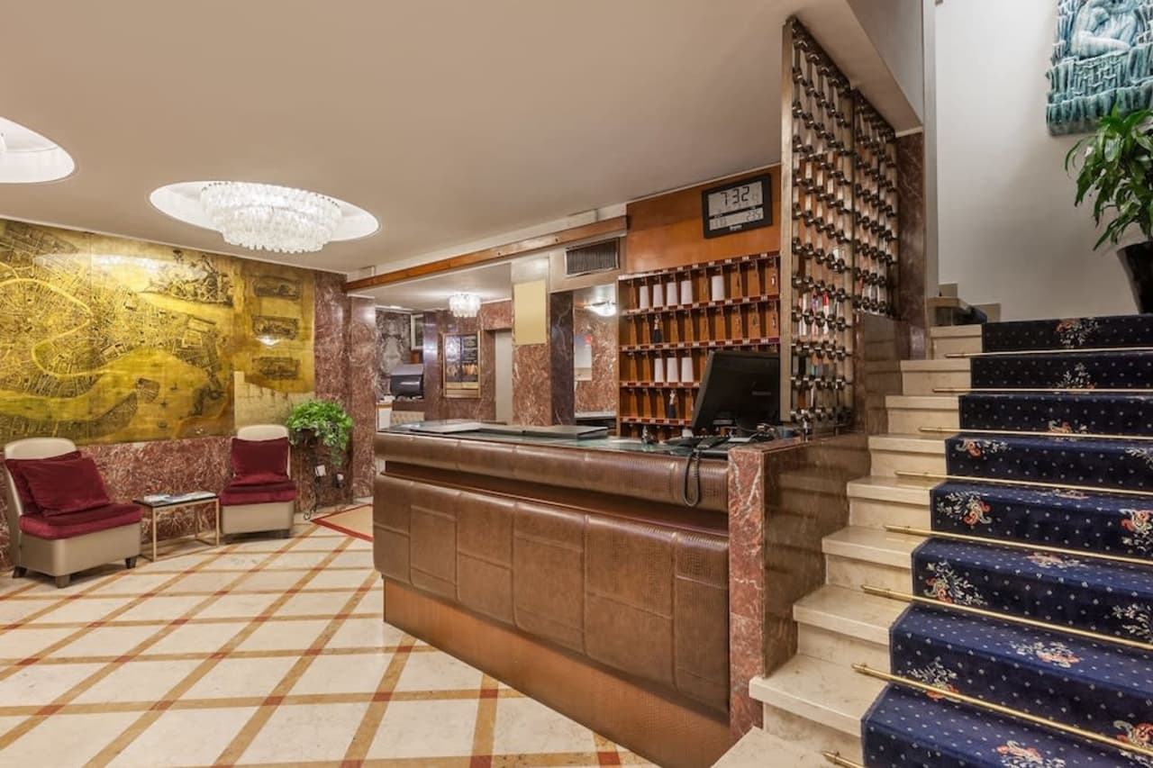 Hotellbilder av Hotel Montecarlo - nummer 1 av 55