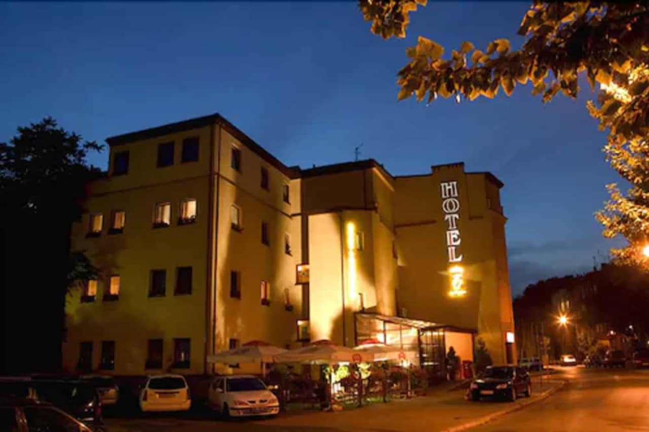 Hotellbilder av Hotel Batory - nummer 1 av 86