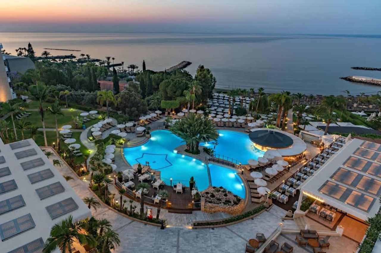 Hotellbilder av Mediterranean Beach Hotel - nummer 1 av 98