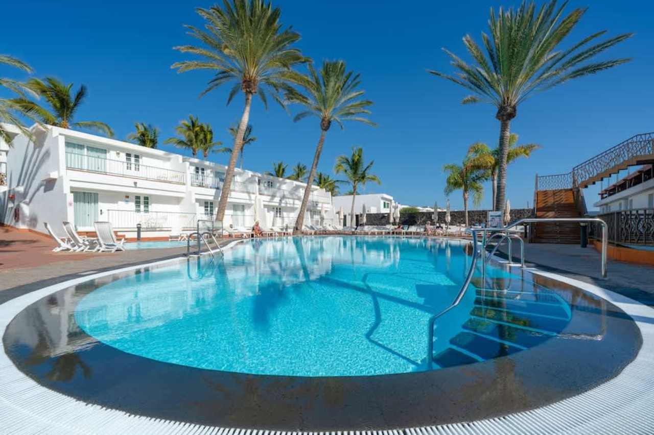 Hotellbilder av Plus Fariones Apartamentos - nummer 1 av 35