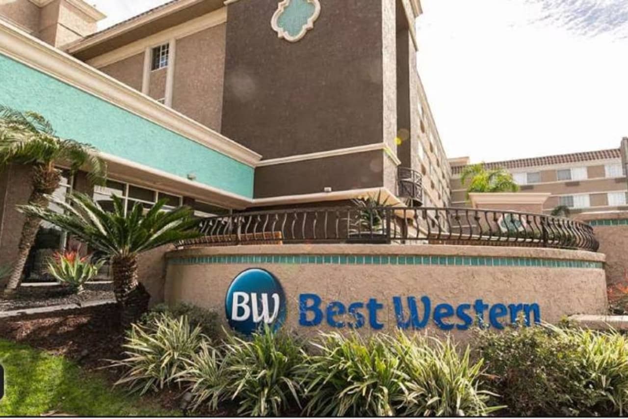 Hotellbilder av Best Western Inn & Suites San Diego-Zoo/SeaWorld - nummer 1 av 34