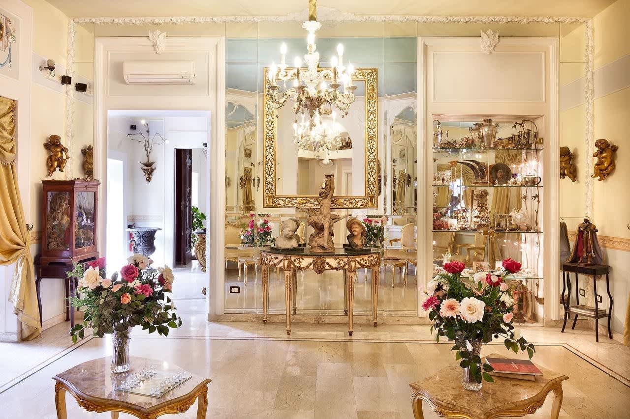 Hotellbilder av Art Resort Galleria Umberto - nummer 1 av 94