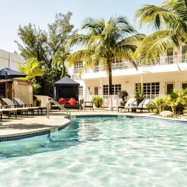 Tradewinds Apartment Hotel