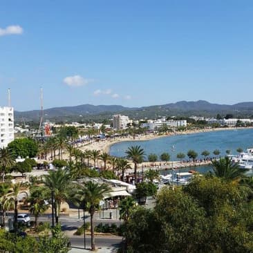 The Red Hotel by Ibiza Feeling