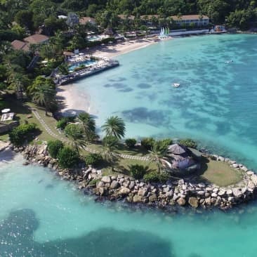 Blue Waters Resort and Spa