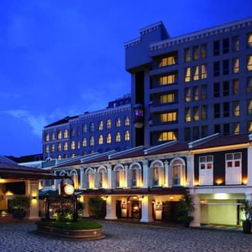 Village Hotel Albert Court