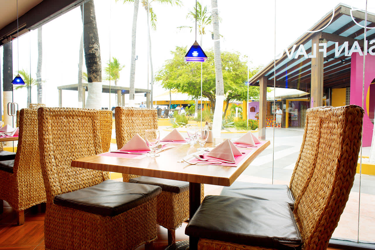 À la carte-restauranten Ginger på Tamarijn Aruba All Inclusive