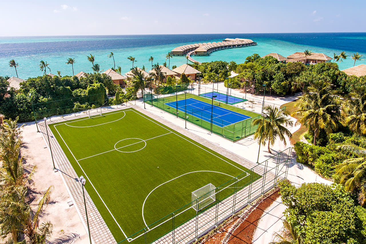 På hotellet kan du spille fotball, tennis og padel