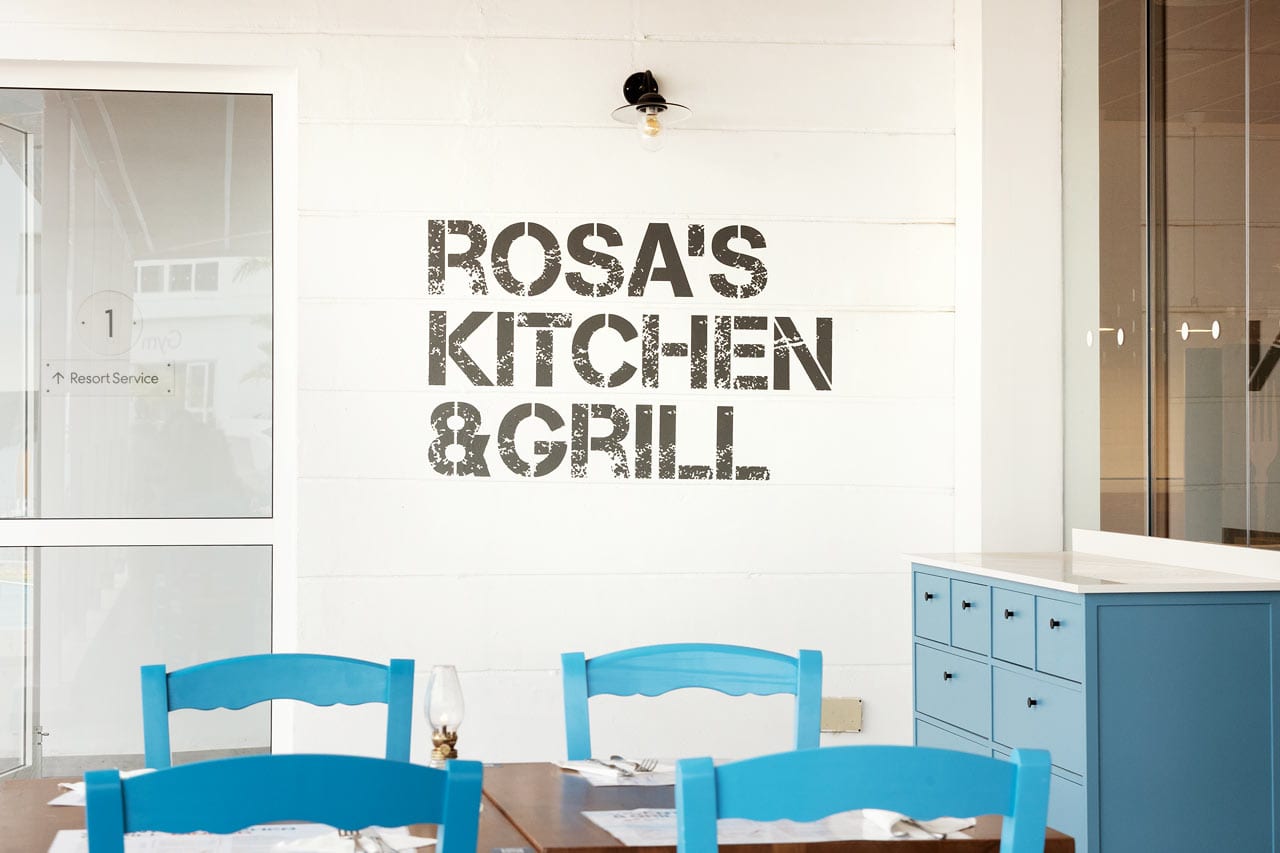 I Rosa's Kitchen & Grill kan du nyte god mat til lunsj og middag