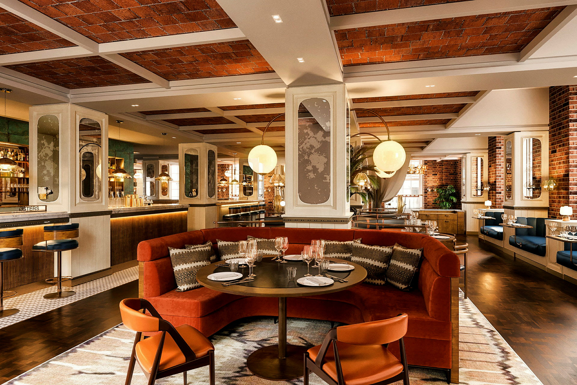 En restaurant med elegant interiør, inkludert røde sofaer, bord med duk og stoler, samt en bardisk i bakgrunnen. (AI-generert tekst)