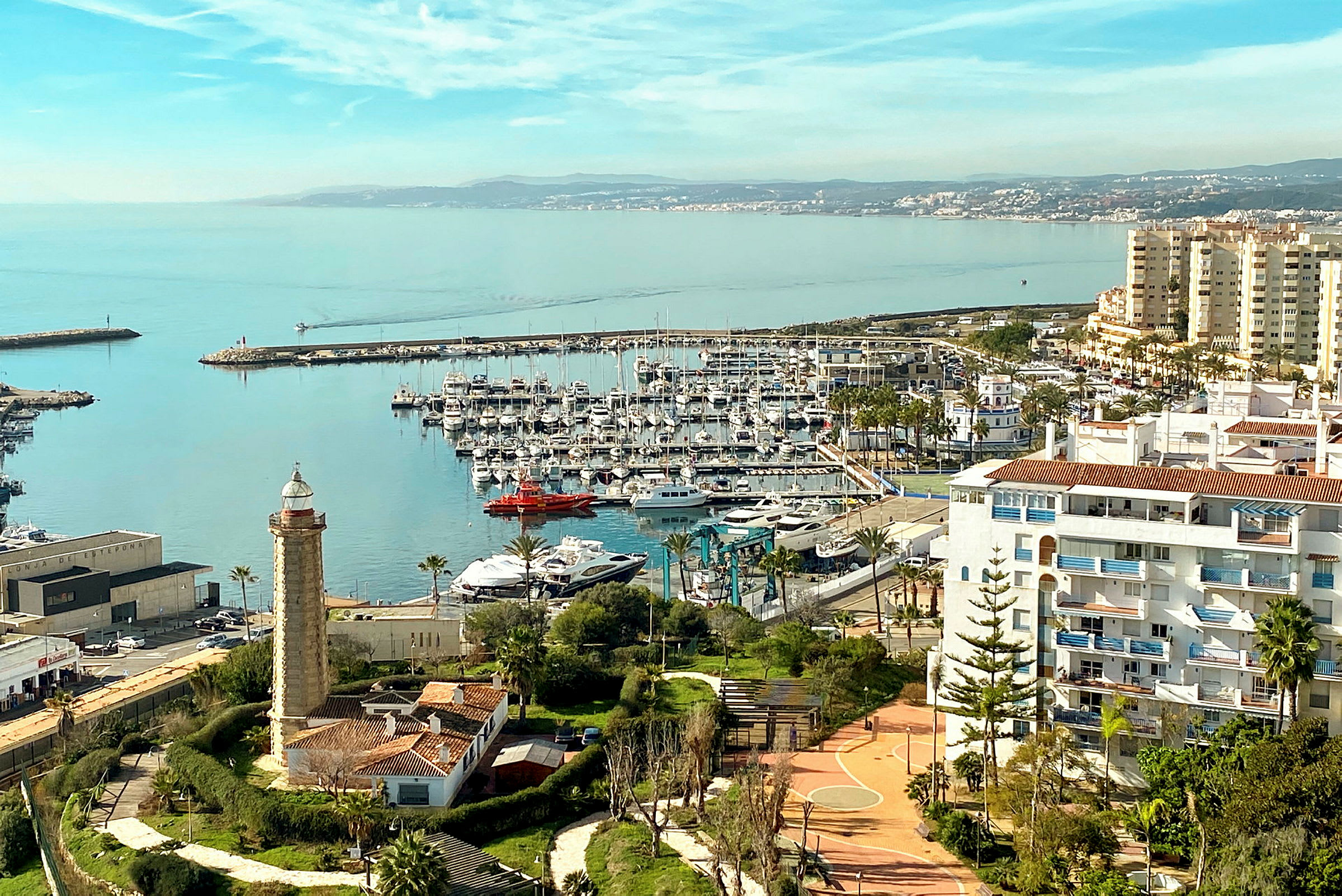 Utsikt over Estepona marina