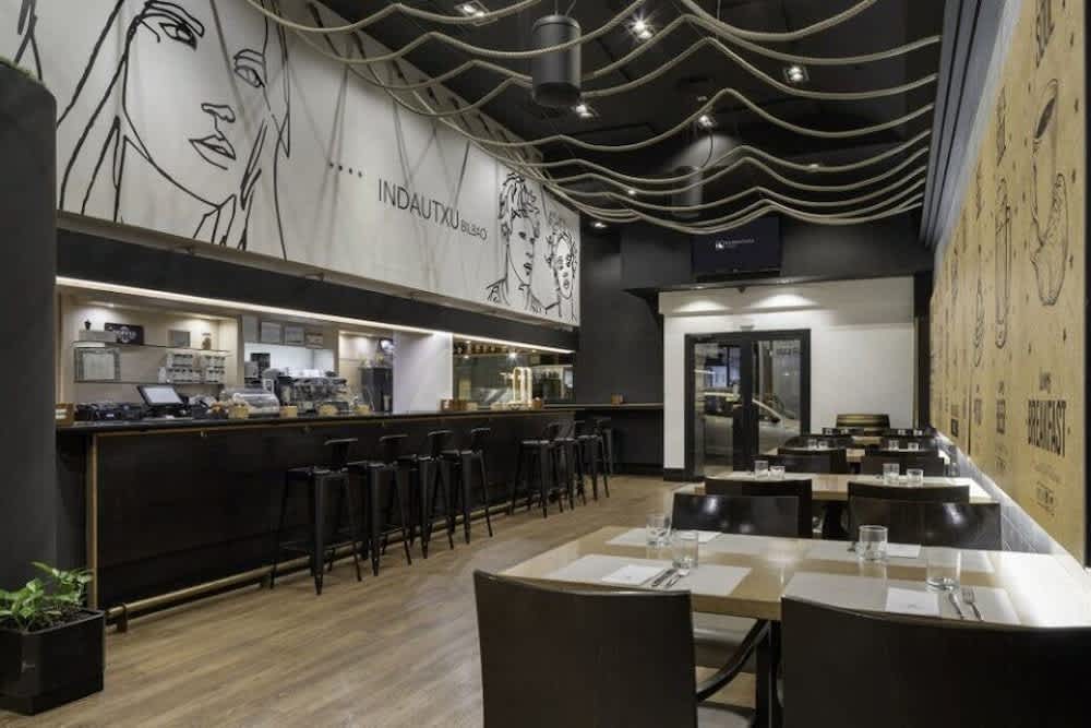 Bar (på overnattingsstedet)