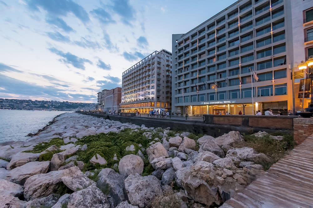 Fasade – kveld/natt