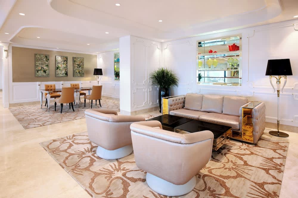Executive-lounge