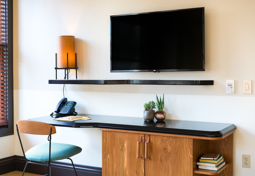TV