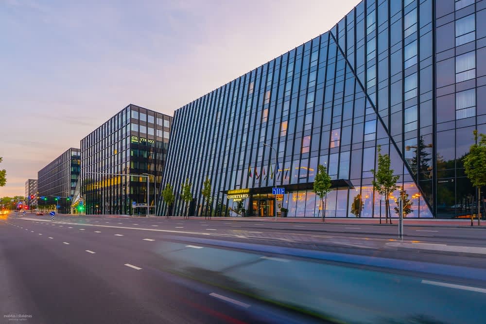 Fasade – kveld/natt