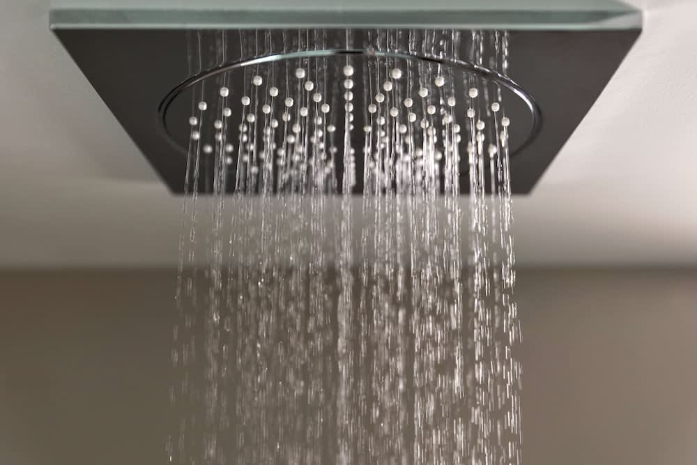 Dusj på badet