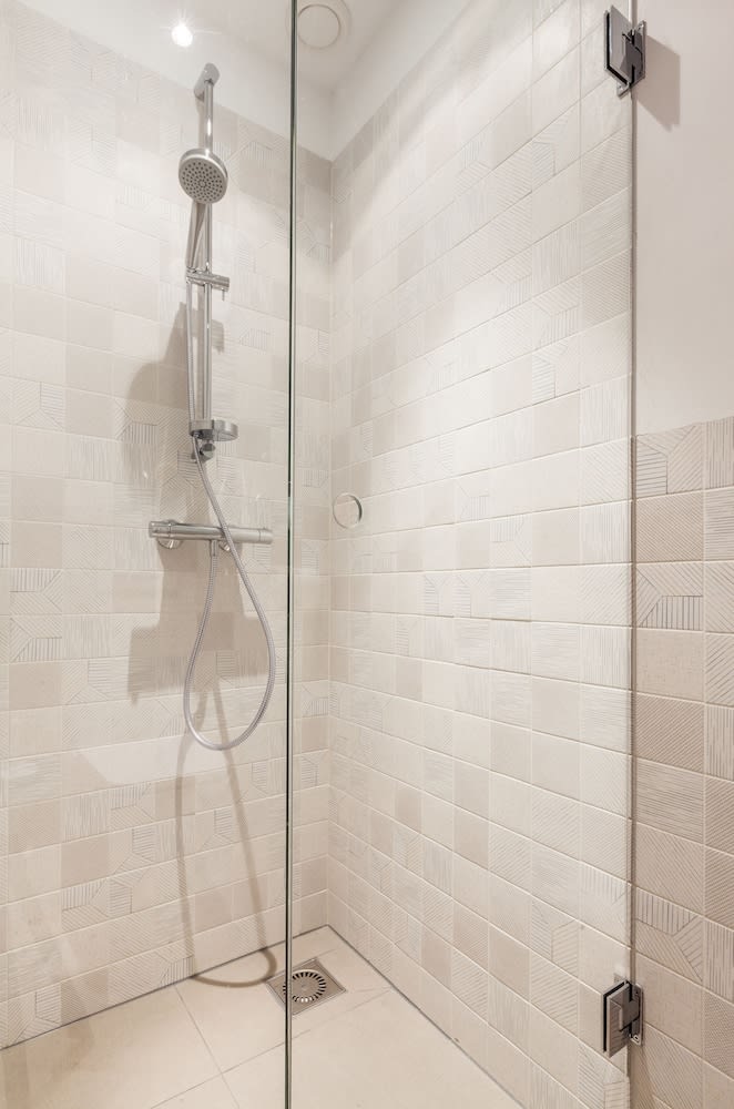Dusj på badet