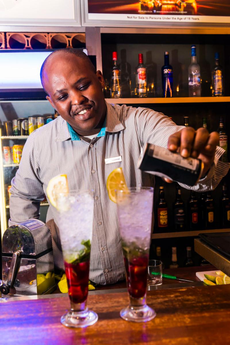 Bar