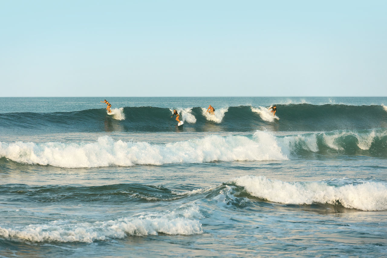 Hikkaduwa Beach - Wewala/Narigamaområdet, perfekt for surfing