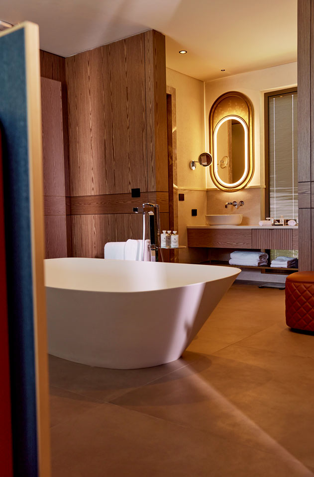 2-romsleilighet i villa med privat basseng