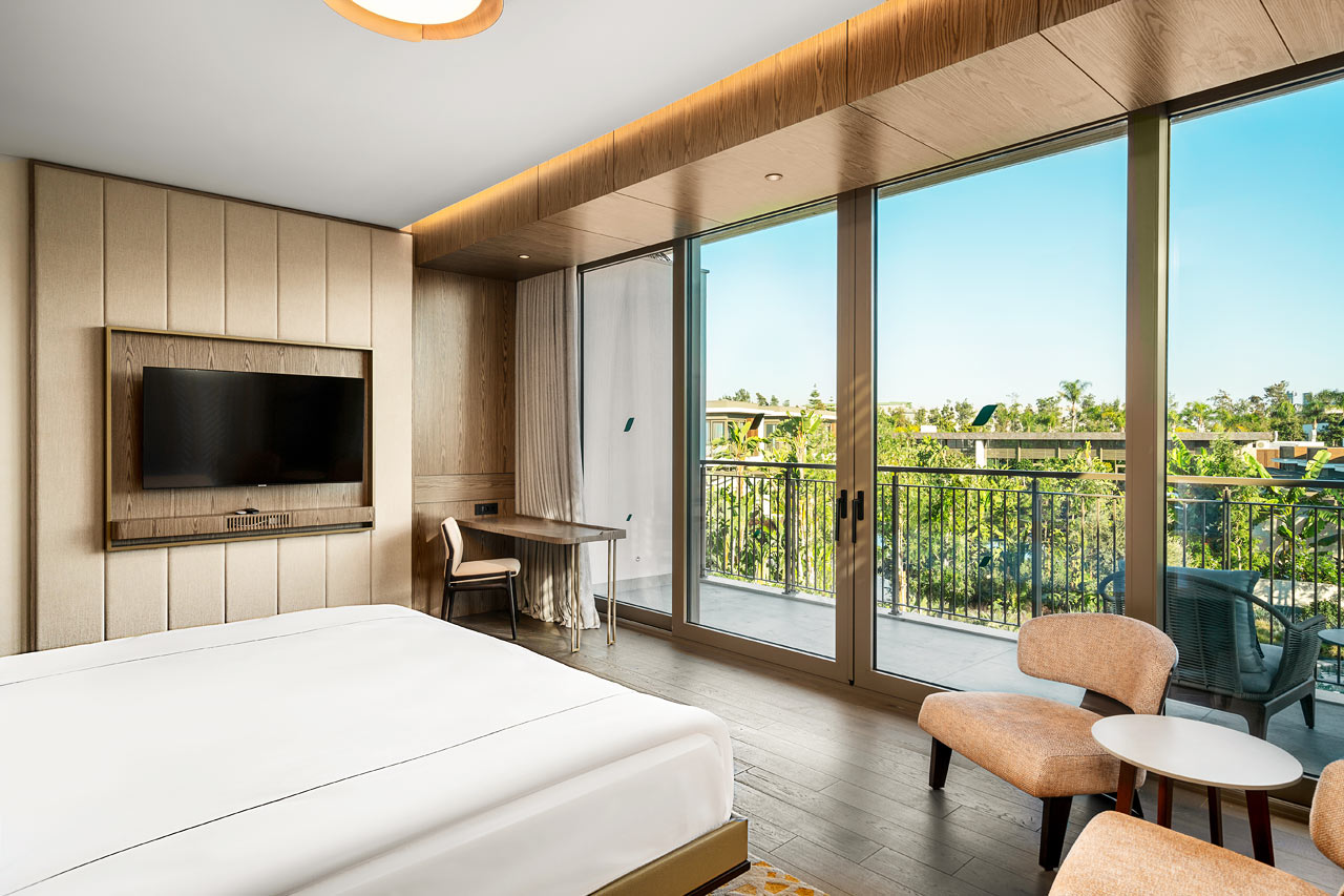 4-romsleilighet i villa, med seks senger og privat basseng