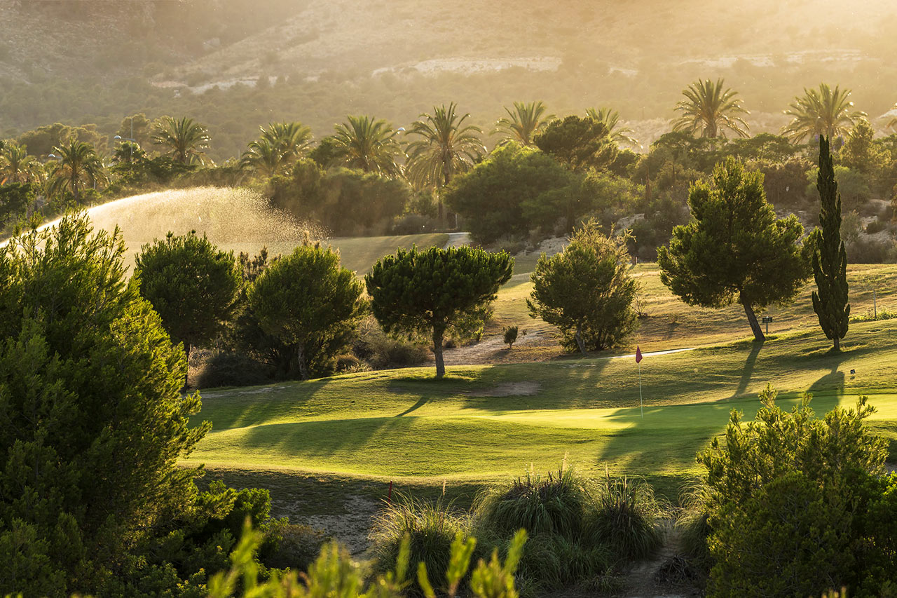 Poniente Golfbane