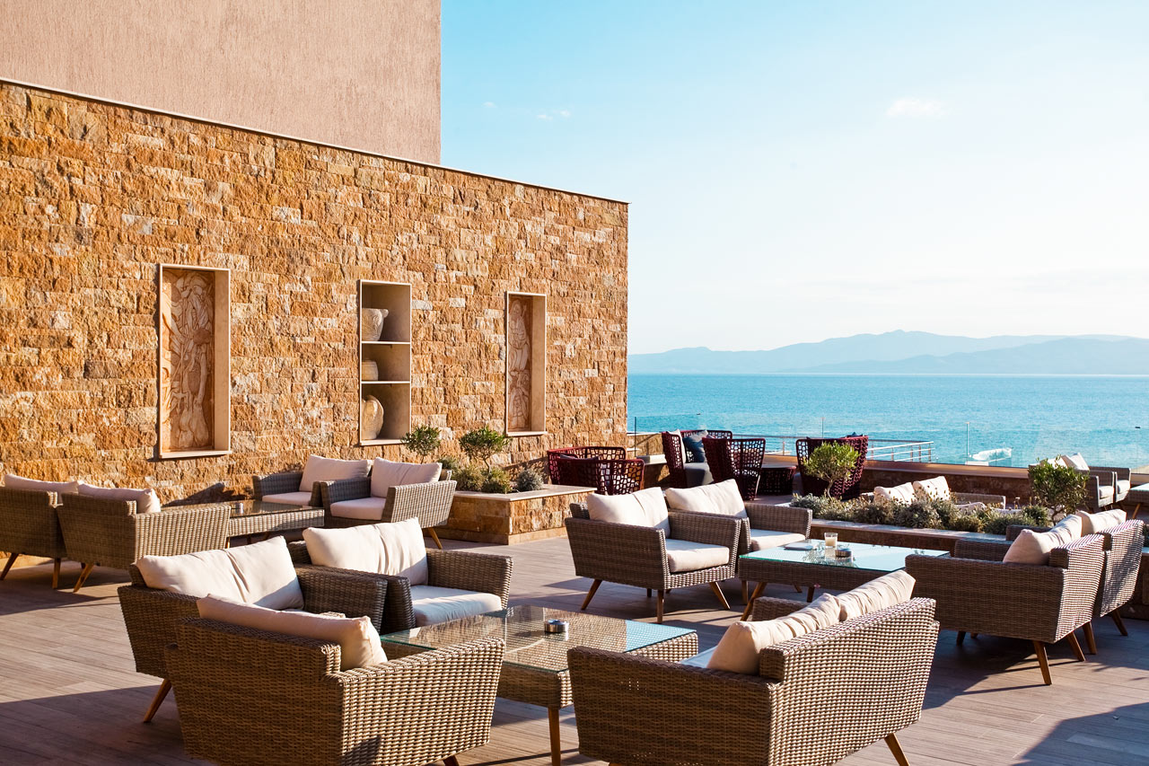 Terrasse ved lobbybaren