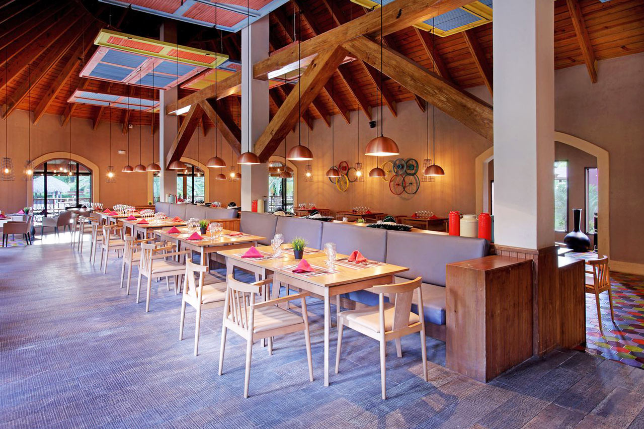 Innen Grand Palladium Resort er det flere restauranter å velge mellom