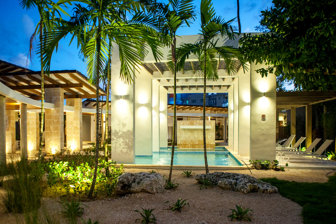 Basseng ved hotellets spa