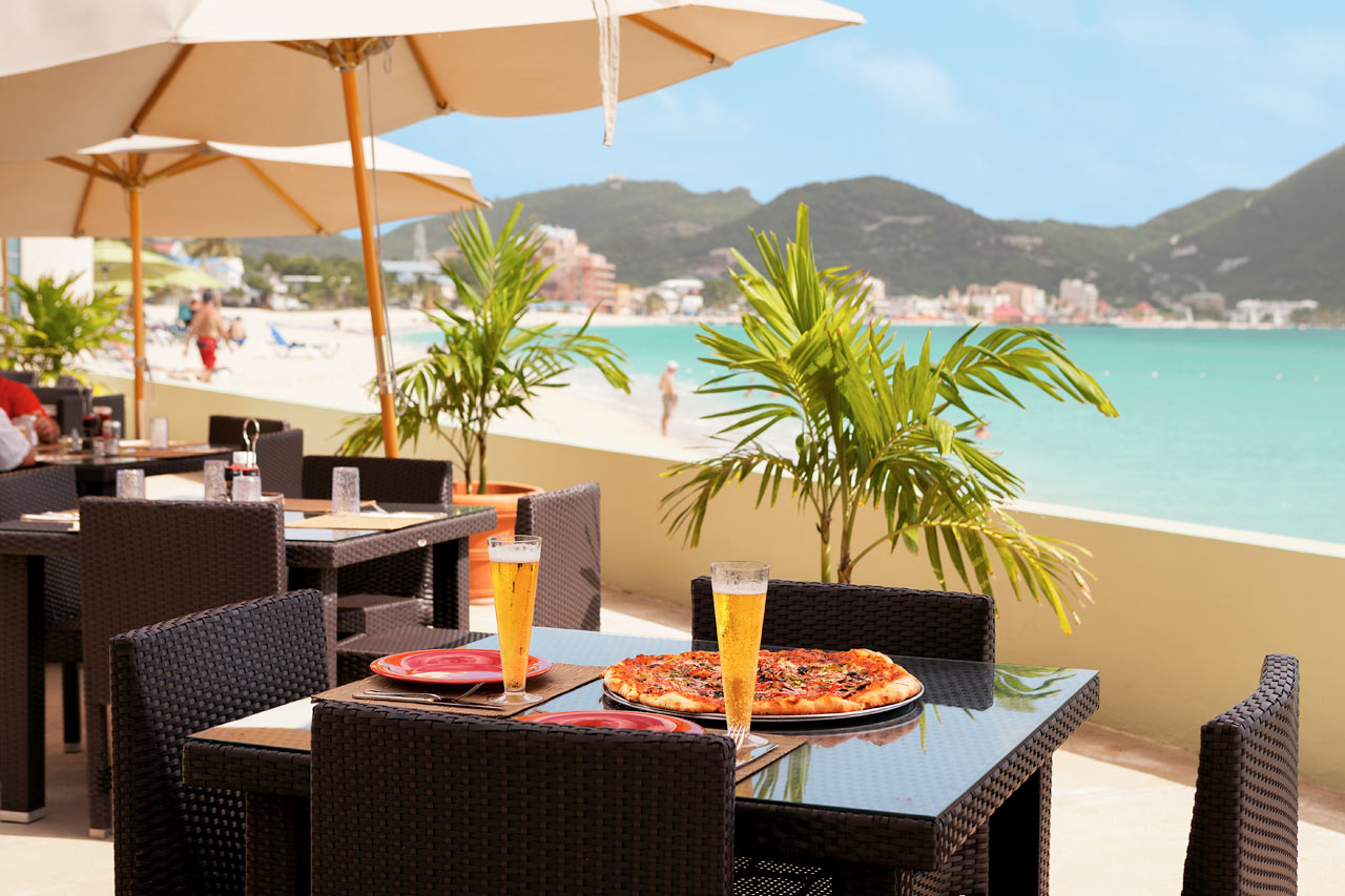 Restaurant ved Great Bay Beach i Philipsburg