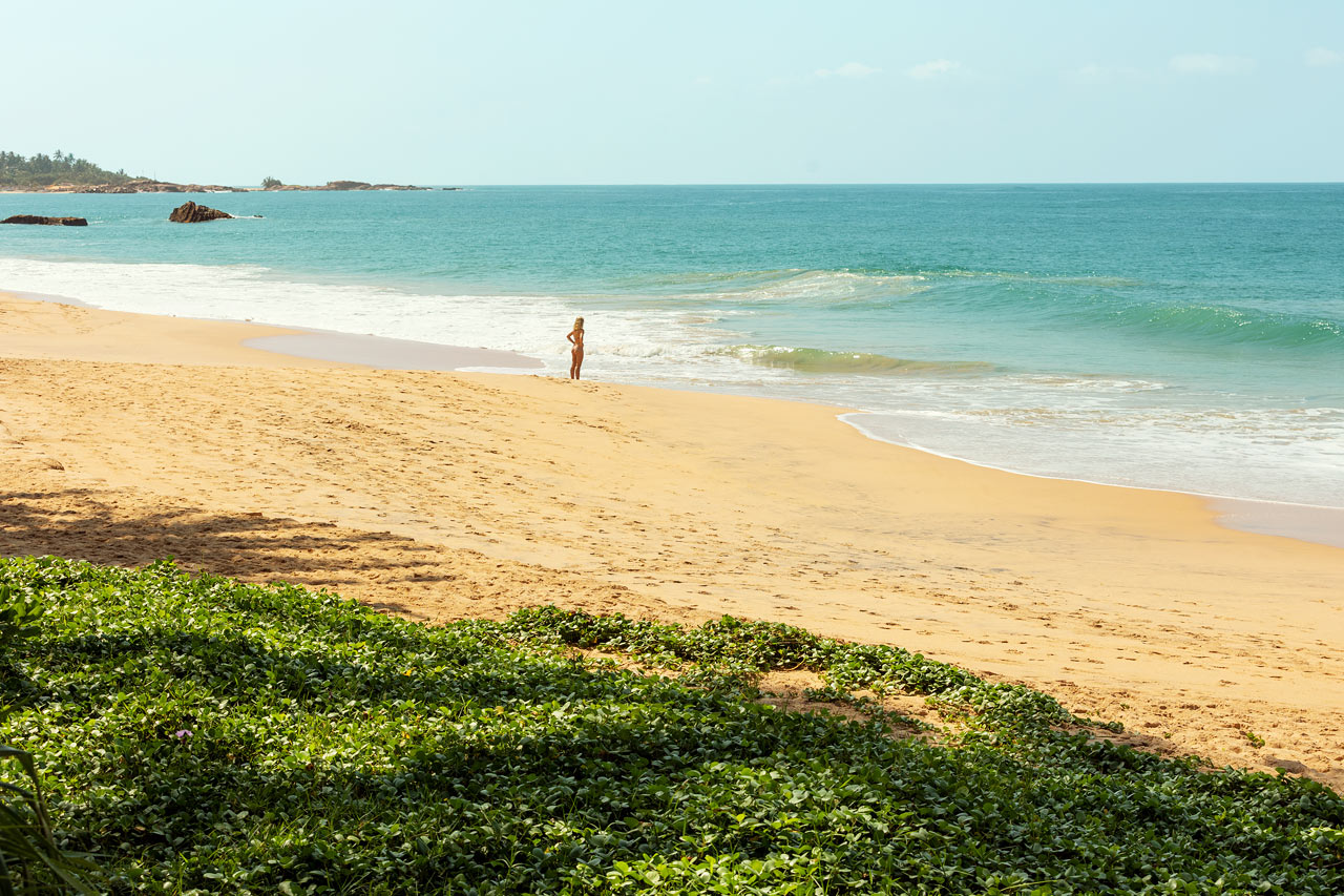 Hikkaduwa Beach, Thiranagamaområdet