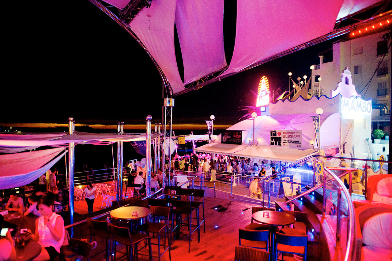 Café del Mar etter solnedgang