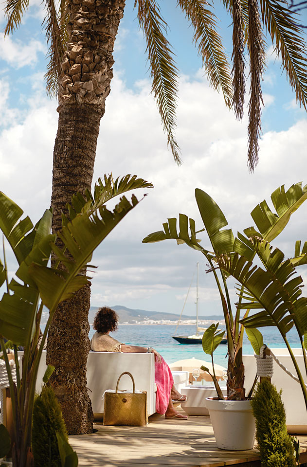 Cala Bassa Beach Club utenfor San Antonio